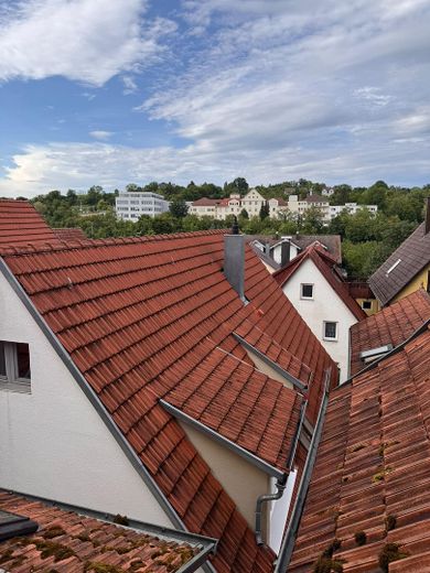 Mieszkanie na poddaszu w malowniczym Starym Mieście – Ausblick hinten