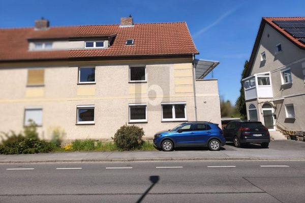 WOHNEN UND VERMIETEN MIT GARTEN UND GARAGE