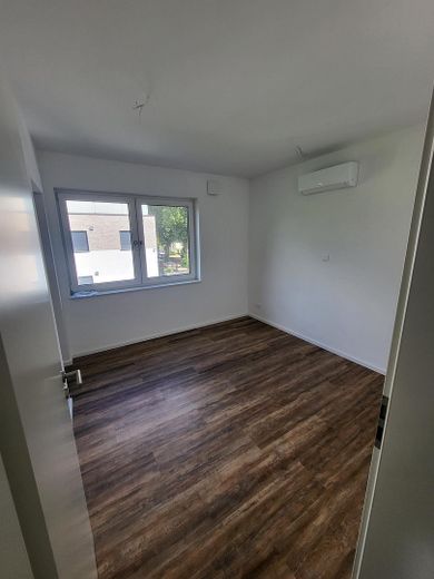 Citylage Falkensee - Doppelhaushälfte mit Dachterrasse für Selbstnutzer oder Anleger – फोटो 9