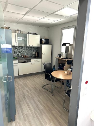 Provisionsfrei 850 m² Gewerbeobjekt auf 3.000 m² Areal in Detmold – Top-Lage & baurechtlich flexibel – Foto 8