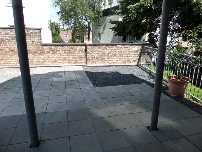 Monolocale con ampia terrazza, vicino al mercato di Kohlscheid – Foto 23