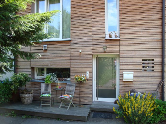 Holzfassade Nord Eingang