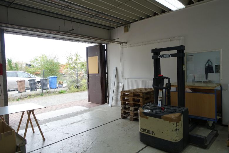 Produktionsgebäude Falttor