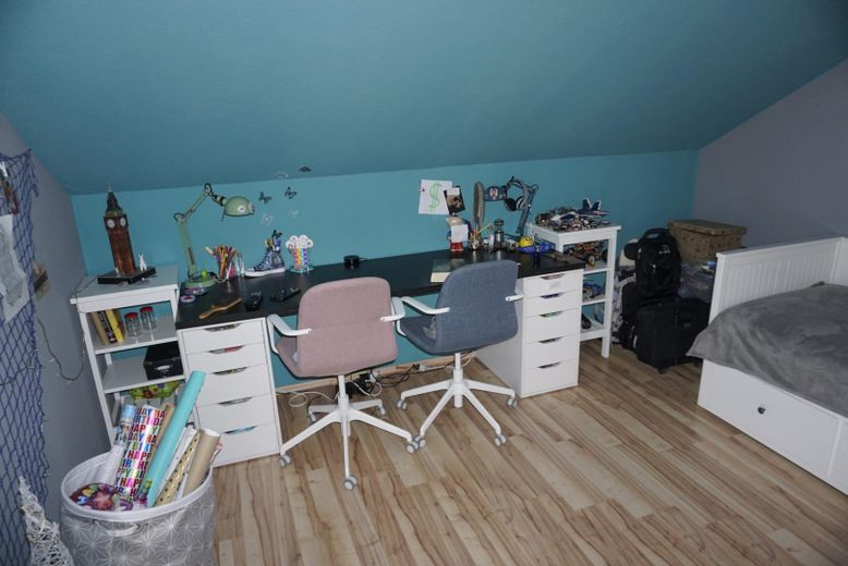 Charmante 3,5-Zimmer-Dachgeschosswohnung in ruhiger Wohnlage von Winnenden – Kinderzimmer