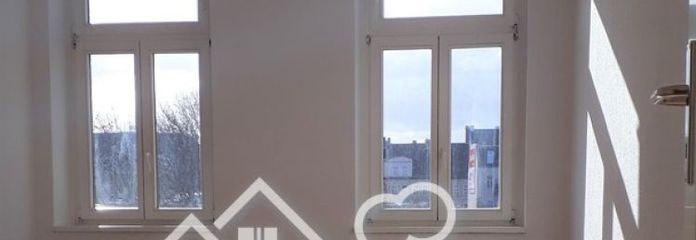 luminoso appartamento di 3 locali ristrutturato con cucina componibile disponibile dal 01.10. o dal 01.11