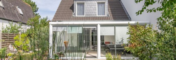 Moderne Doppelhaushälfte auf Erbpachtgrundstück