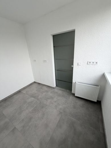 Top Kernsanierte 3-Zi.-Wohnung | Erstbezug | Aufzug | Garage – Küche