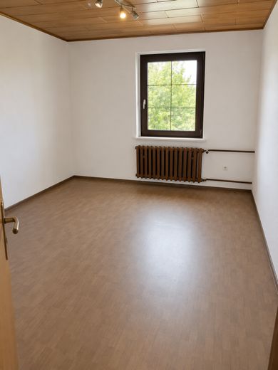 Einfamilienhaus in ruhiger Wohnlage ca.115m2 in MD-Rothensee mit
großen Grundstück zu verkaufen. – Schlafzimmer
