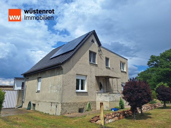 Wohnen mit Charme, Platz und Lebensqualität - Großzügiges Einfamilienhaus auf 1.373 m² Grundstück – Frontansicht