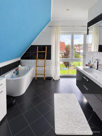 Zeer mooi, comfortabel huis met tuin, ca. 800 m² perceel en dubbele carport – 5bf39102c985a11f6113d4f6da34d279d31f3012.jpg