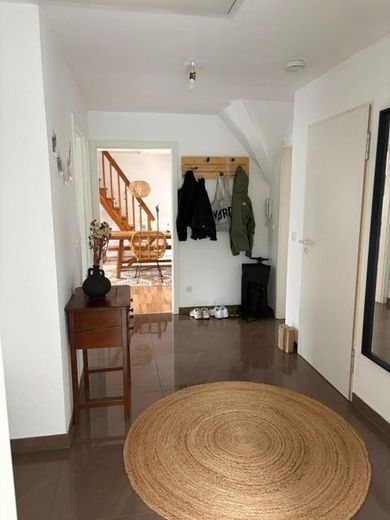 Light-flooded 3-room apartment with south-facing balcony – with energy-efficient new windows / 3 min to the canal – Foto 5