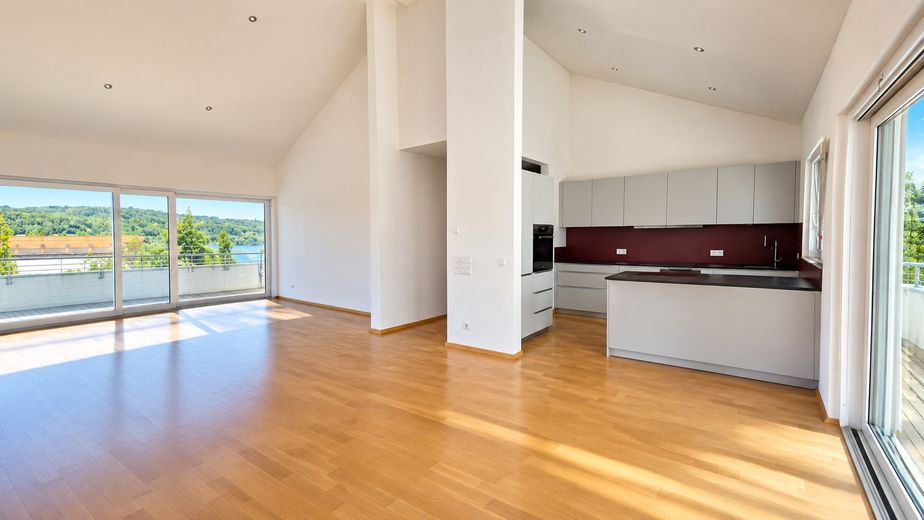 Barrierefreies Penthouse | 157 m², große Terrasse & exzellente Seesicht – PROVISIONSFREI – Wohnen Essen