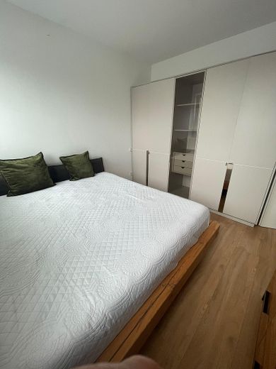 Appartement moderne au rez-de-chaussée, accessible aux personnes à mobilité réduite, avec jardin privatif – Schlafen