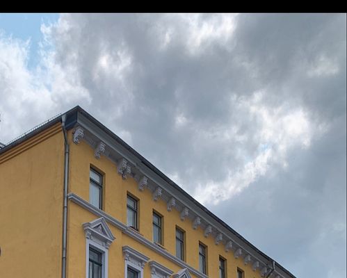 Vendesi edificio plurifamiliare a Lipsia Lindenau. Tutela dei beni culturali Afa, edificio d’angolo, da ristrutturare