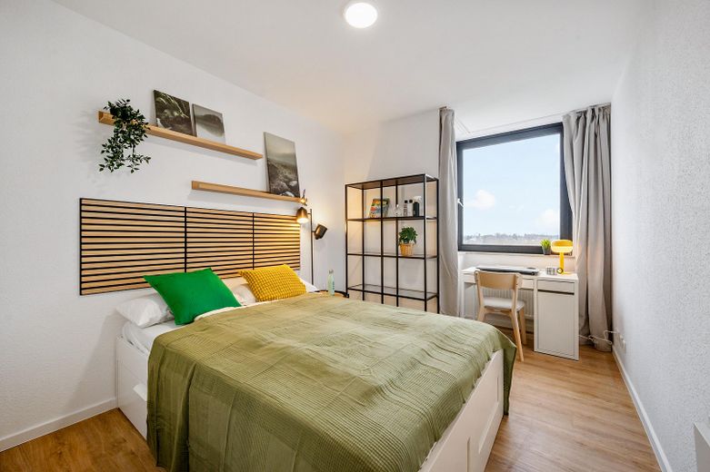 komplett eingerichtet