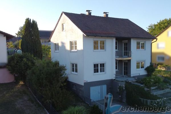 Zweifamilienhaus mit schönem Garten in Vilshofen - Aunkirchen