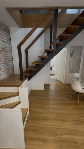 Prête à emménager | Appartement de 4 pièces de 78 m² entièrement meublé au centre de Wiesbaden – Photo 4