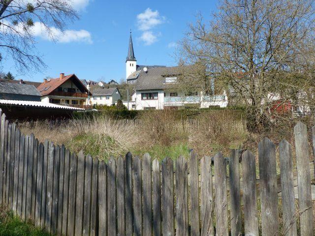 Vor den Toren von Wiesbaden - Baugrundstück für 1-2 Familienhaus in Hünstetten – Bild 1