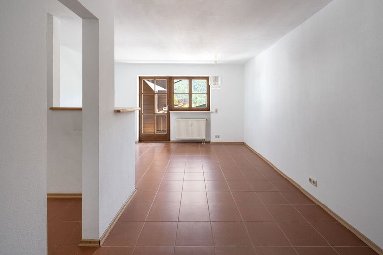Bergblick inklusive - 2-Zimmer-Wohnung in Schleching – Weitblick bis zum Alpenrand