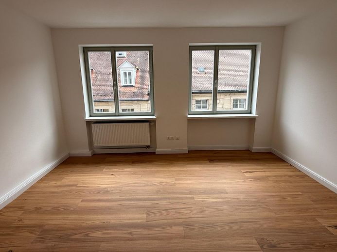 Erstbezug 1-Zimmer Appartement (unmöbliert) in Erlangen nähe Bohlenplatz - nach Kernsanierung – Appartement