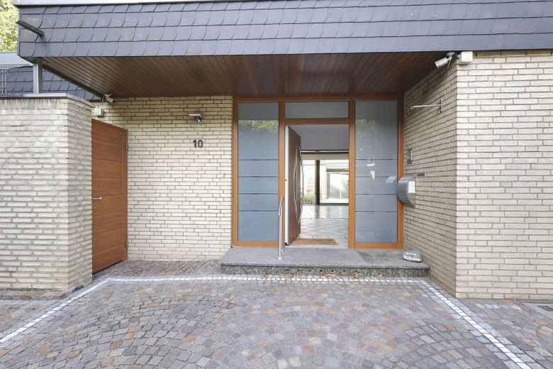 Bungalow z pięknym ogrodem, bez prowizji – Zdjęcie 2