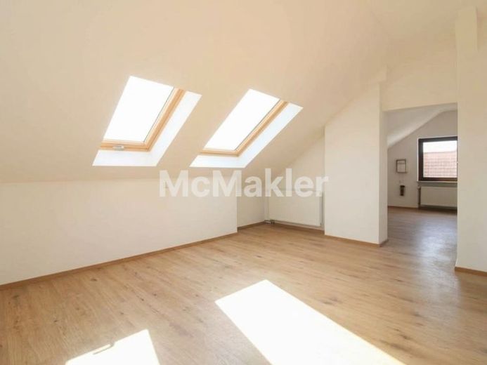 1-Zimmer Dachgeschosswohnung in Top lage Seckbachs – Foto 1
