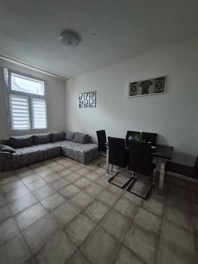4,5 odalı dubleks daire, 2. üst kat, yeni banyo, sakin konum – Esszimmer 2. OG