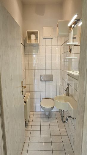 Über den Dächern von Baden-Baden – Charmante Maisonette-Wohnung mit Panoramablick nahe Festspielhaus – Foto 4