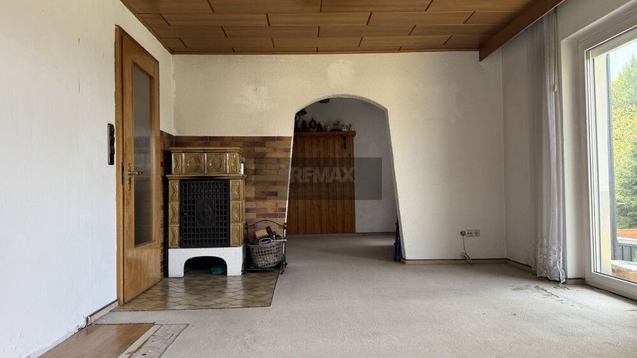 Charmante Doppelhaushälfte mit Gartenidylle und traumhafter Aussicht in Fichtelberg – Bild 12