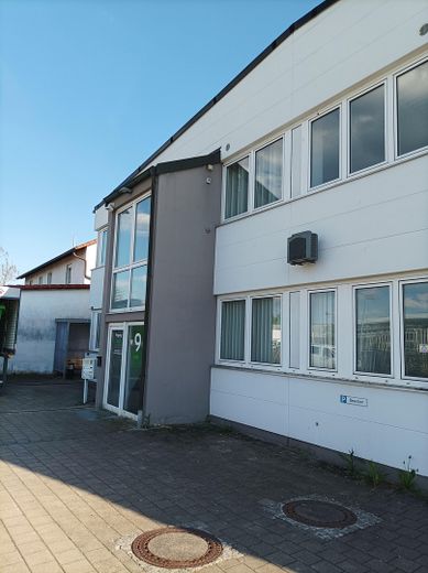 Gewerbehalle / Lagerhalle / Halle 624qm / Büro 247qm in 91126 Rednitzhembach – Eingangsbereich Erdgeschoss