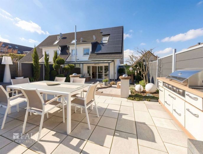 Familienglück beginnt hier – Terrasse