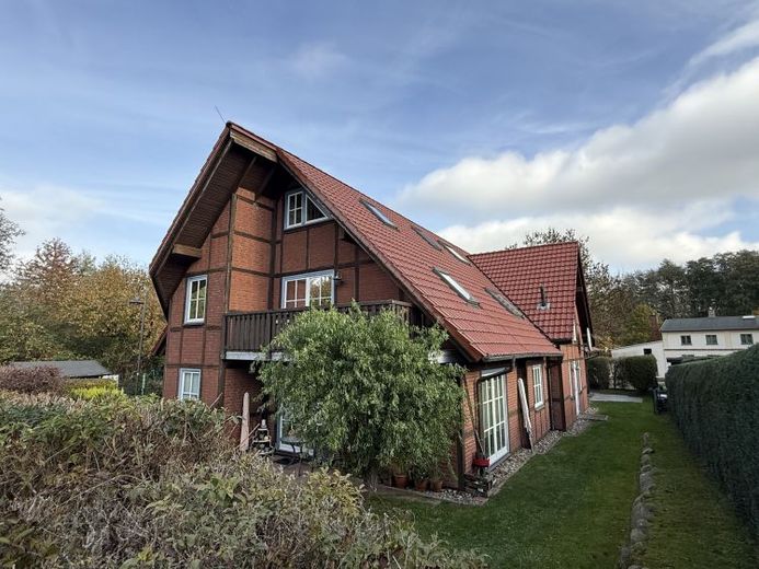 MFH cerca de Rostock | 4 unidades | alquilado de forma estable | posible aumento de alquiler – Foto 1