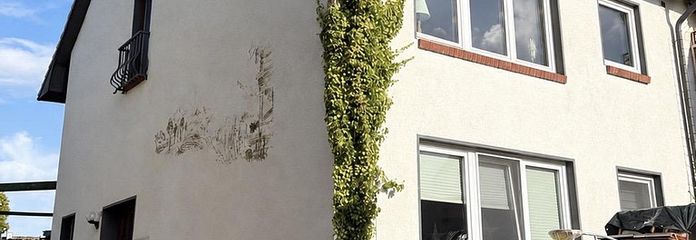 PROVISIONSFREI 3-Parteien-Haus mit Fördeblick und attraktiven Mieteinnahmen, ca. 300 m2 Wohnfläche