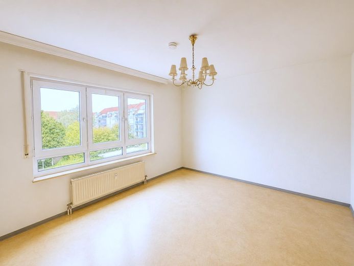 Großzügige 3-Zimmer-Eigentumswohnung mit Loggia und zwei Tiefgaragenstellplätzen – Schlafen