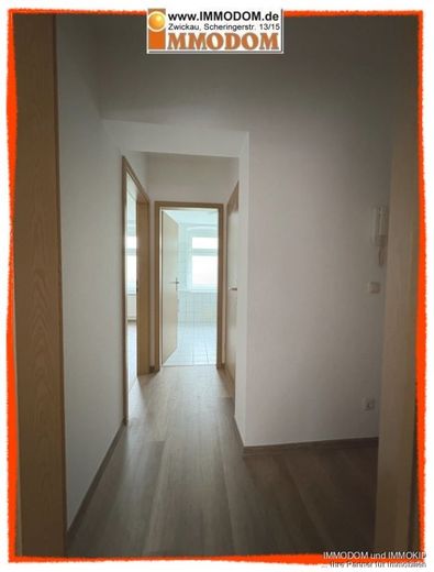 2-Zimmer- Hochparterre-Wohnung, gut geschnitten und in perfekter Lage, zu verkaufen! – Flur