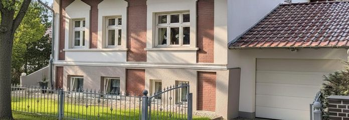 Front Straßenseite 1