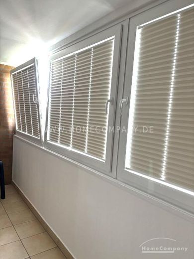 Ahlem, Möbliertes Apartment mit Loggia, Lift, Internet und TG-Stellplatz – 4e12f93c7f5e756ed2c9ca760e1a6845ec4292a3.jpg