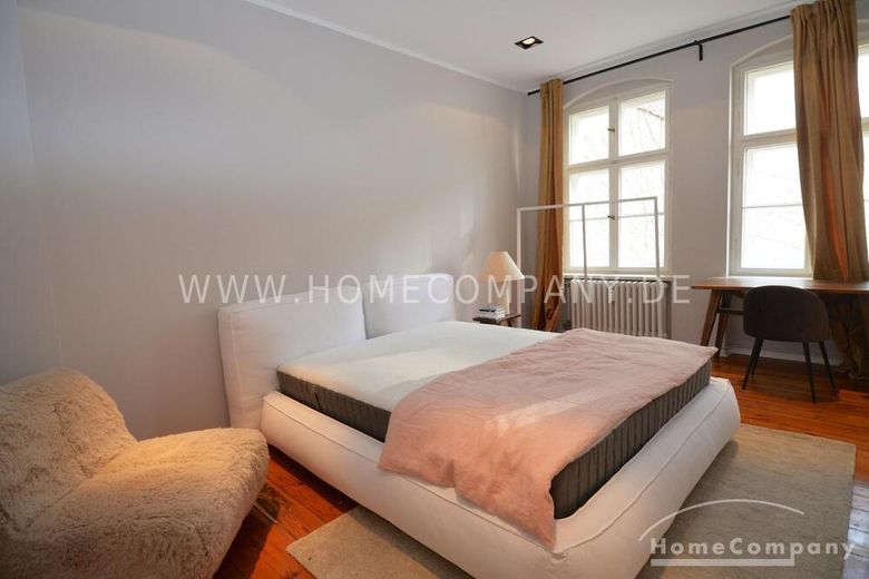 Schöne 3 Zi Wohnung Nähe Savignyplatz, mit Parkplatz und Fitnesstudio – b2a96a4d2052e634bbc837e6e881094cb1d48a1a.jpg