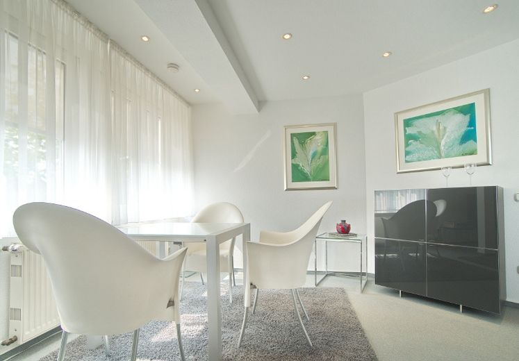 Komfortable, hochwertig und modern eingerichtete Wohnung in ruhiger und guter Wohnlage, schöne Hotelalternative für Business-Mieter – 14a14167d4147975dd9a0578b276111799691b97.jpg