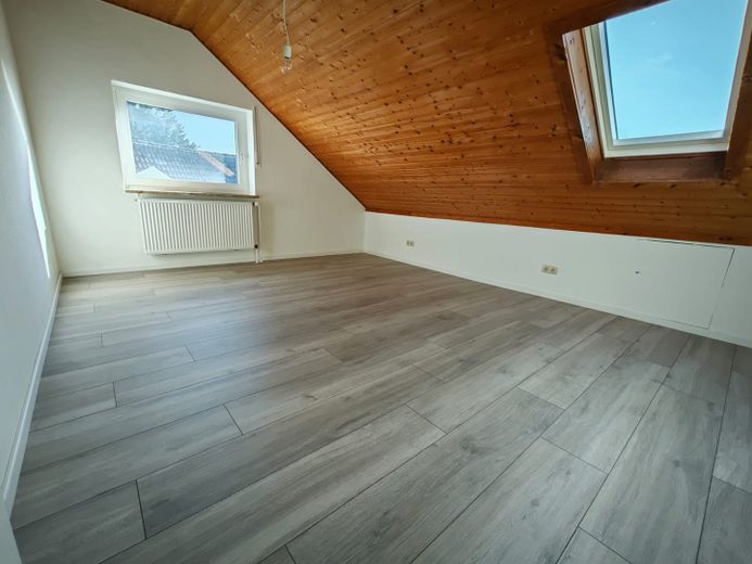 Schlafz. Eltern ca. 4,7 x 3,8m