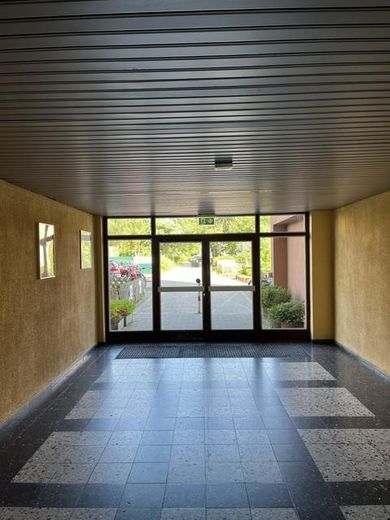 Inwestycja kapitałowa blisko centrum Brunszwiku – 3 pokoje, ok. 90 m², balkon i miejsce garażowe – Eingangshalle