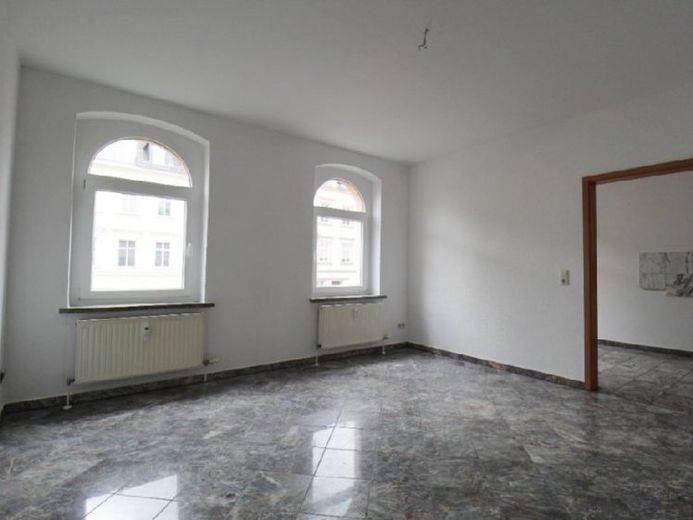 Luminoso appartamento di 2 locali effetto marmo – Foto 1