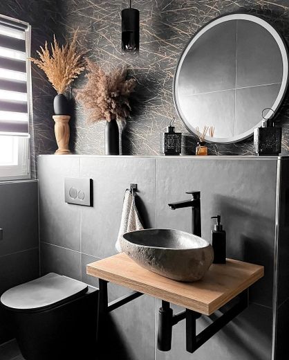 Modernisiertes Reihenendhaus in unverbaubarer Feldrandlage – provisionsfrei – Waschbecken und WC Gästebad