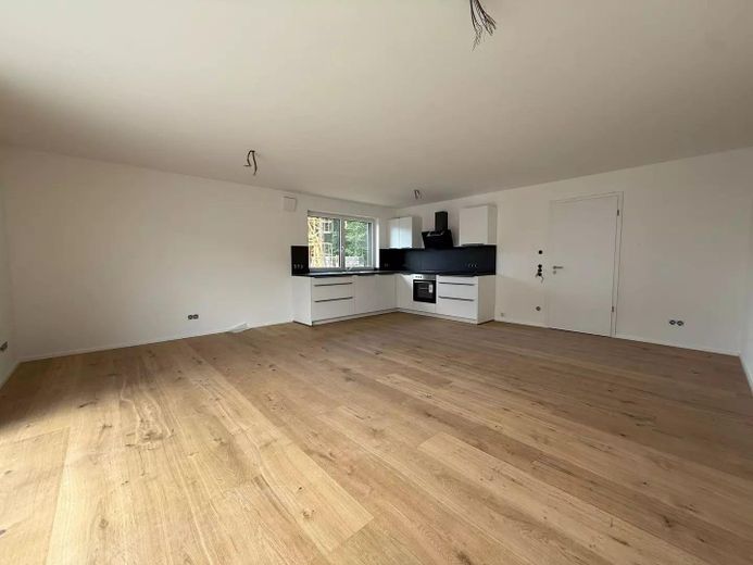 Ruhige, aufzugsgerechte 3-Zi Wohnung m. Balkon - KFW 40 NH – Küche