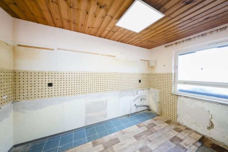 Die Perle im Dornröschenschlaf - RMH in idyllischer Ruhe – Küche