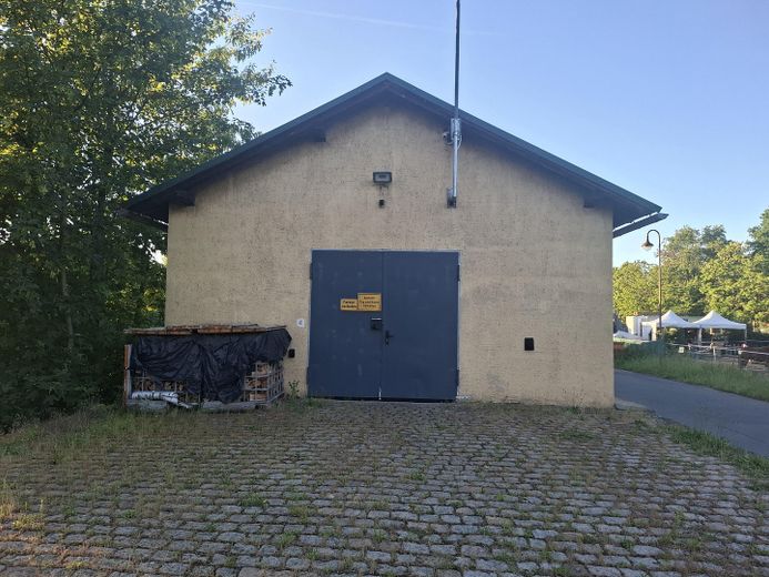 Lagerhalle 175 m2 mit 680 m2 Grundstück Provisionsfrei von Privat zu verkaufen – Foto 2