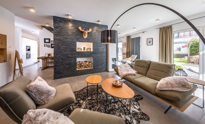 SMARTES EINFAMILIENHAUS MIT VIEL LIEBE ZUM DETAIL – Ansicht Wohnzimmer