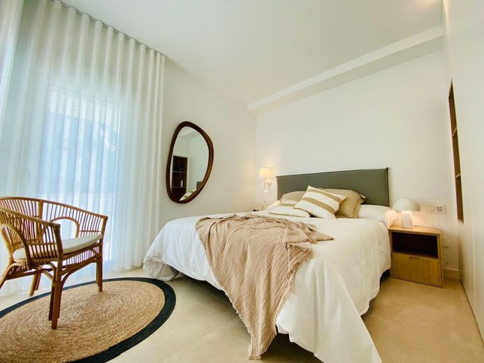 Luxus Duplex Bungalow an der Costa Blanca – Haus kaufen in Spanien www.bestcostahome.de Gerd Ströckens Telefon 015172426936 Torrevieja Costa Blanca