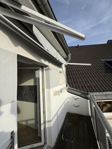 Balkon mit Markise