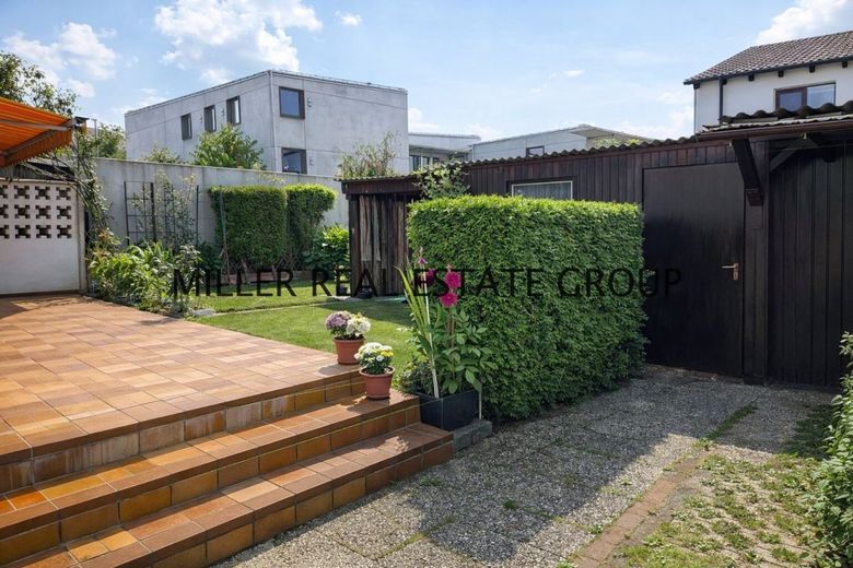 Charmantes Wohnensemble mit zwei Wohneinheiten! – Gartenbereich
